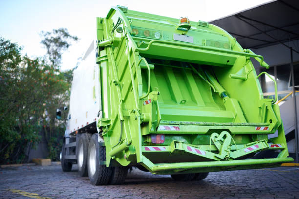 Best Construction Debris Removal  in Colona, IL